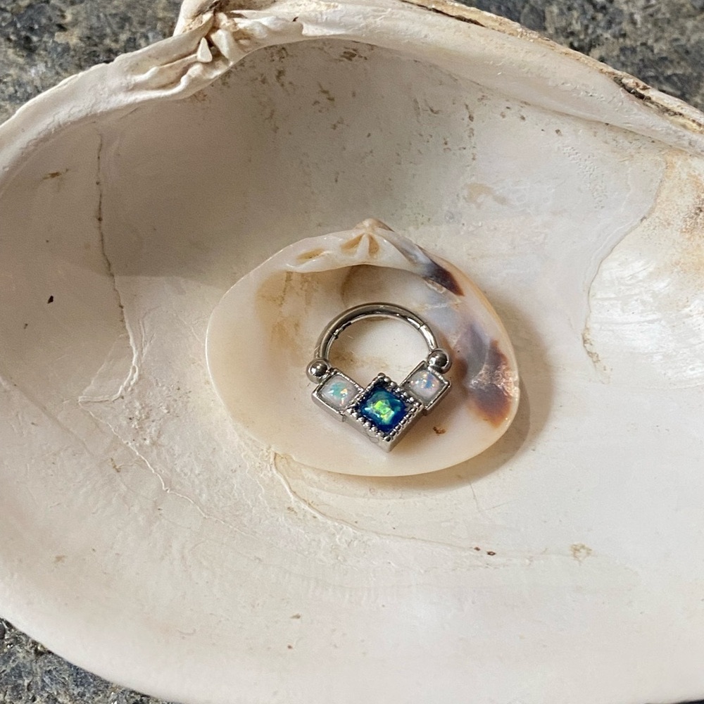 Offer .. opal look tile silver (color) septum click nose ring spring fashion 8mm